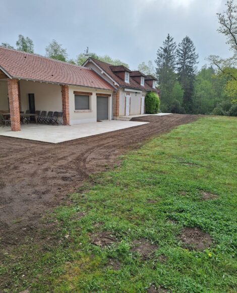 Espace vert - Gazon - entretien des espaces verts dans le cher, le Loiret et le loir-et-cher