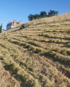 Tonte difficile Vierzon - entreprise paysagisme - espace vert Loir-et-cher Loiret Cher aménagement jardin